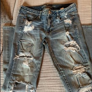 Skinny distressed AE jeans